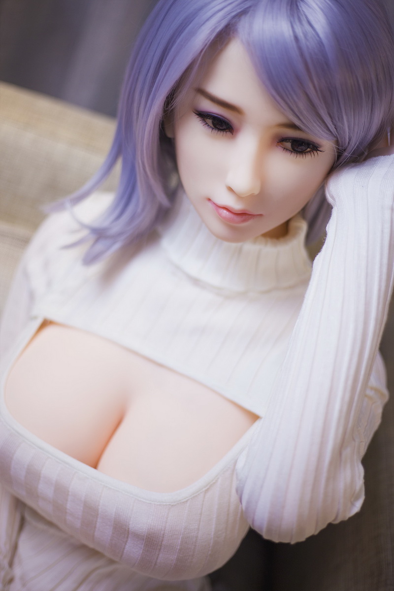 Silicon sex doll 158cm DreamCute little asian girl, attracting gray ball head. Tight and big chest business clothe