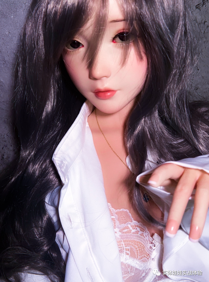 Are physical dolls harmful to the body?