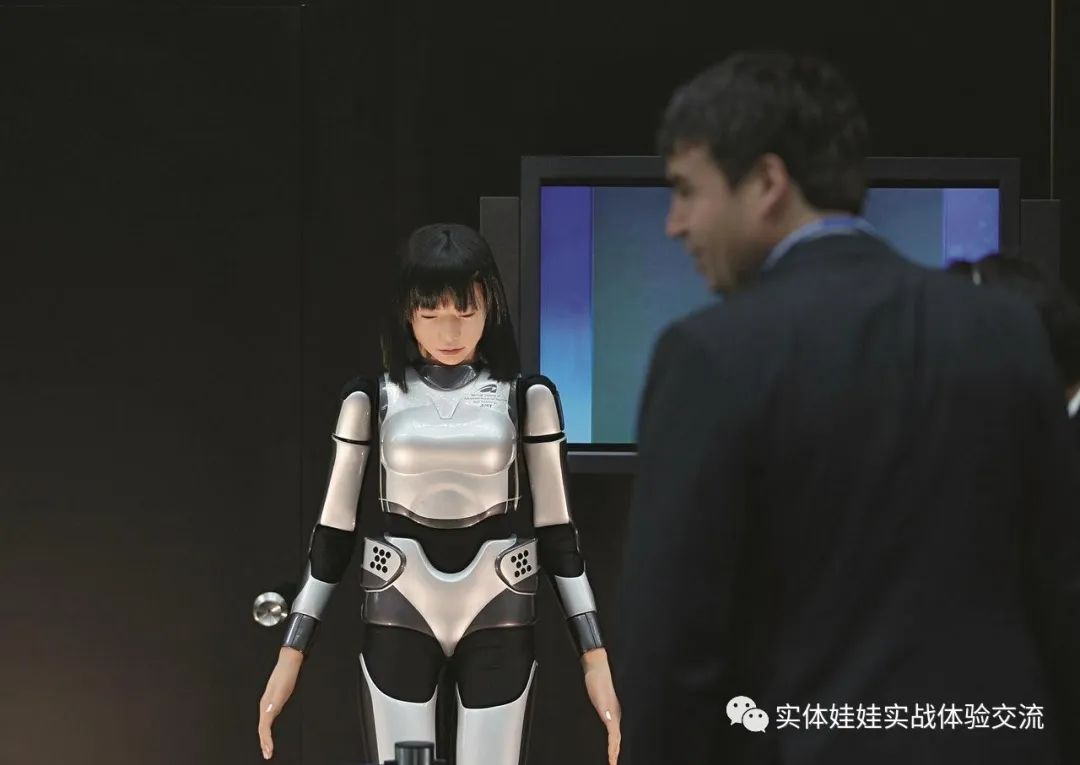 Can humans have feelings with robots? Is this wishful thinking good or bad?