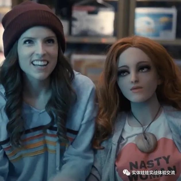 American drama ＂Doll Strange Love＂: The human emotion in the eyes of physical dolls, more mockers